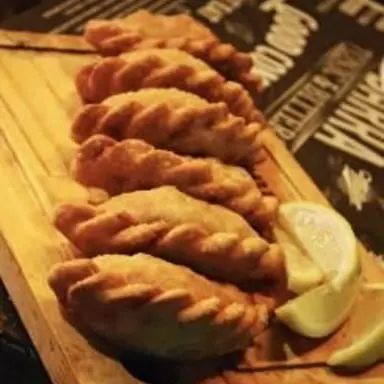 Empanadas de pollo al verdeo