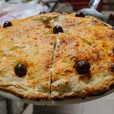 Pizza Rellena